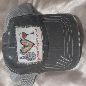 Faux vintage ball cap .